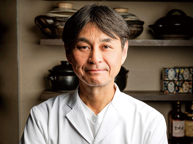 旬の素材を最大限に活かした独創的な料理を 笠原 将弘(日本料理「賛否両論」店主)