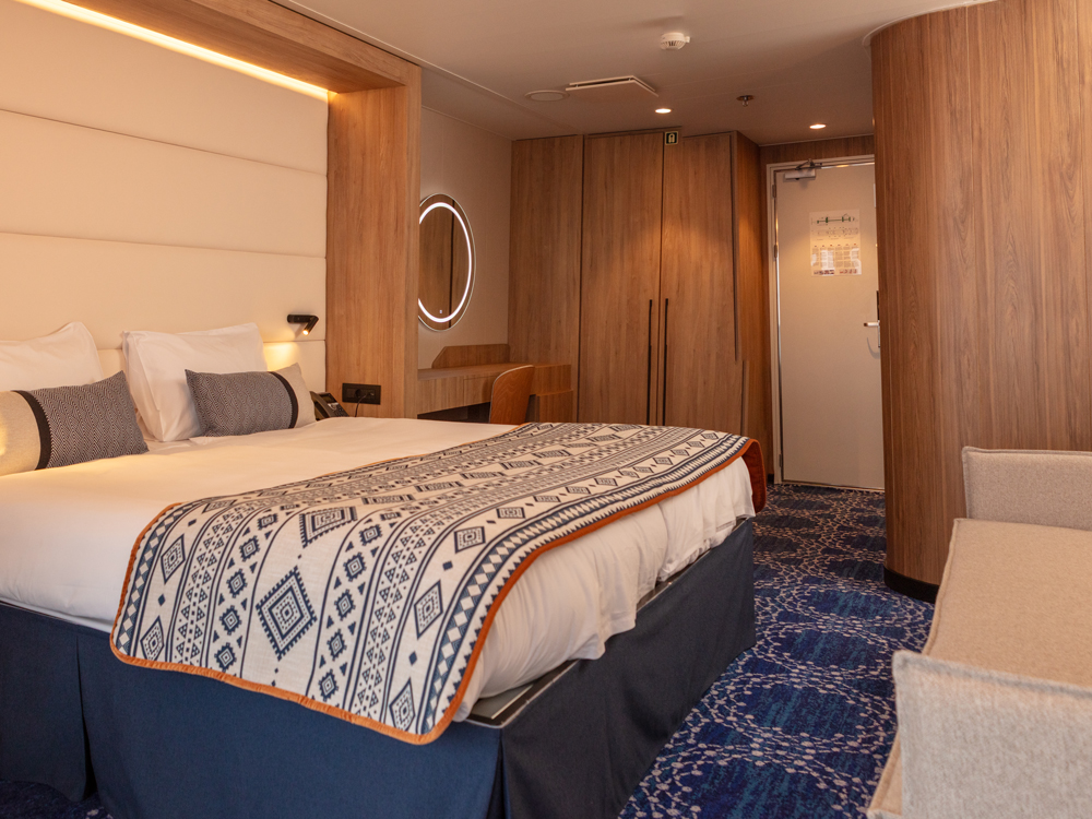 ジュニアスイート(SJB)