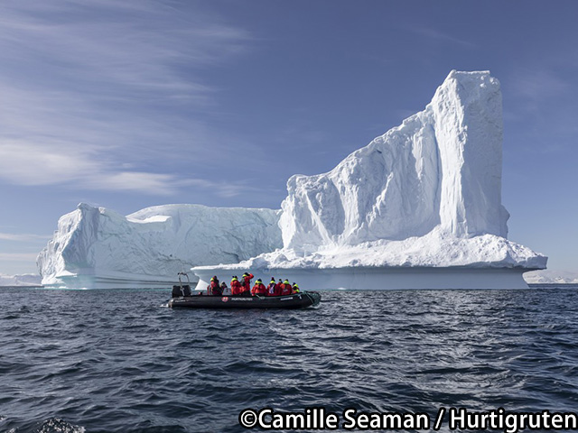 南極・ウィルヘルミナ湾