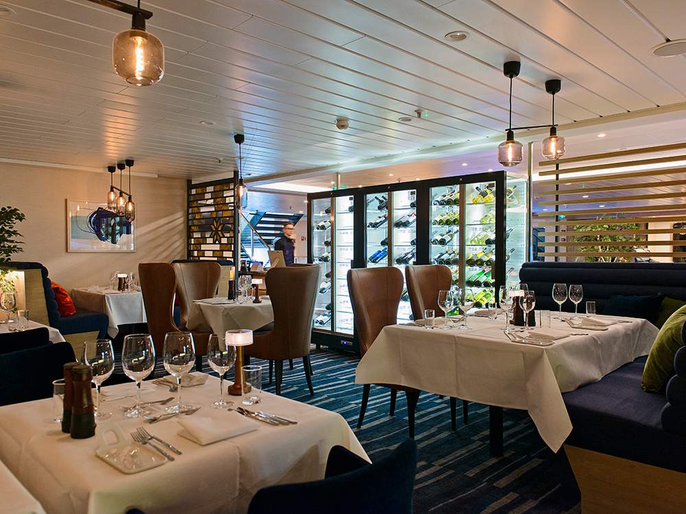 アラカルトレストラン:Kysten