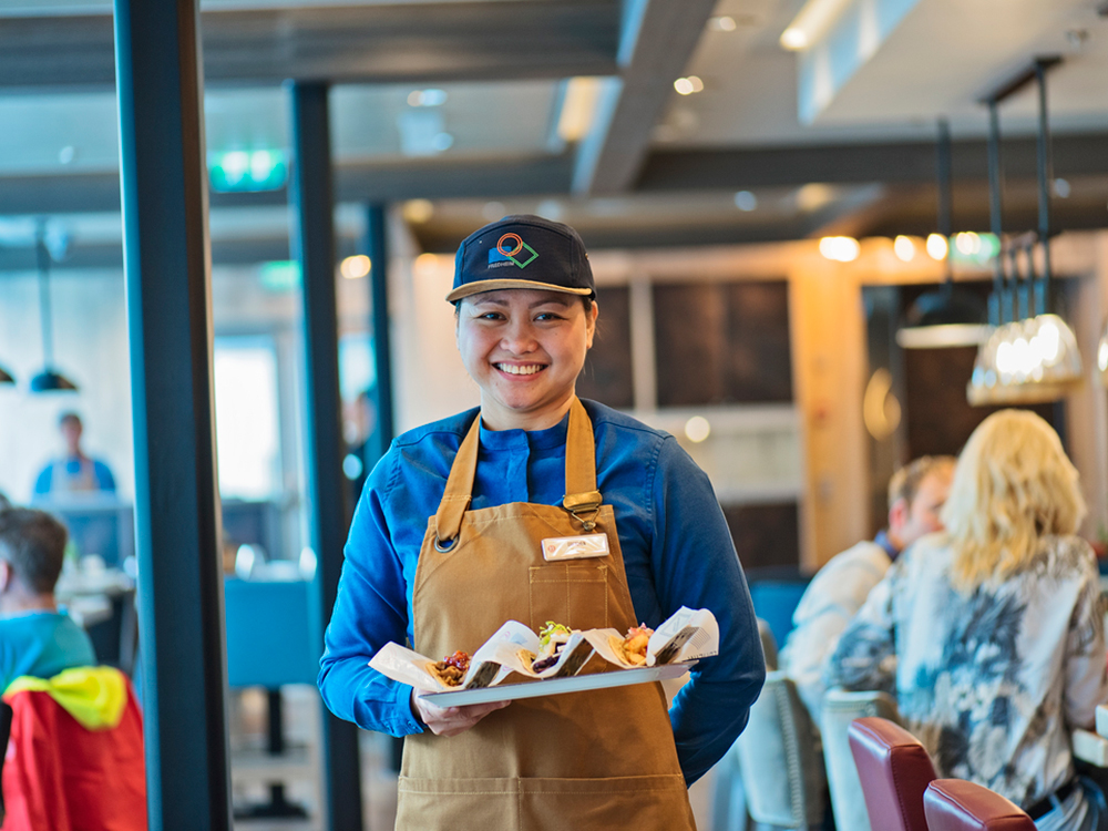 軽食レストラン『フレドハイム』