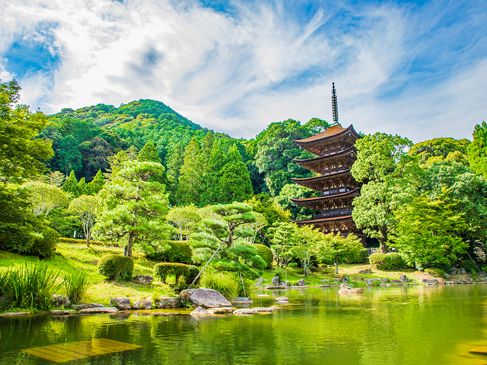 瑠璃光寺五重塔