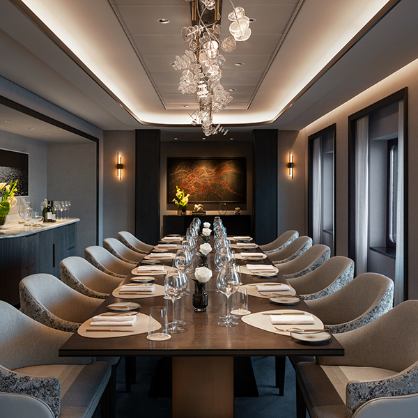 ダイニング・プリヴェ