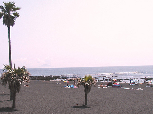 弘法浜(伊豆大島)