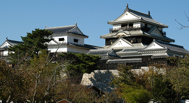 松山城