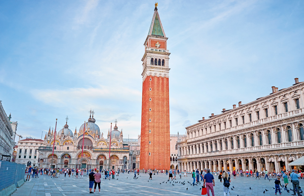 ベネチア・サンマルコ広場イメージ