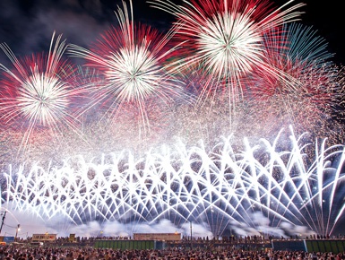 大曲・全国花火競技大会の写真