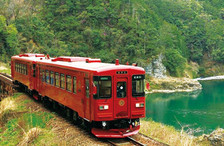 『観光列車ながら』にも乗車♪ 風情ある城下町 郡上八幡