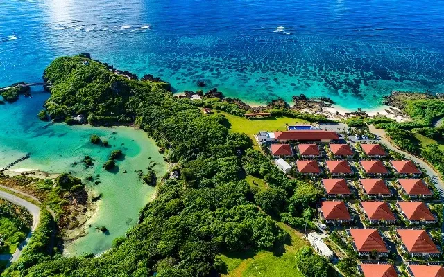 アラマンダインギャーコーラルヴィレッジ