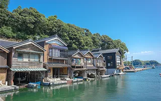 伊根の舟屋