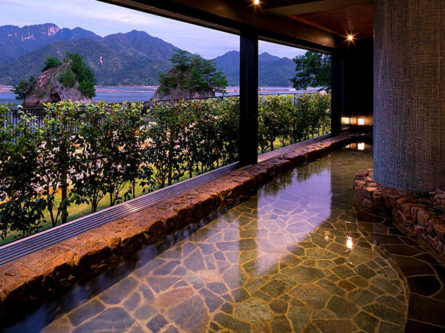 グランヴィリオホテル宮島和蔵