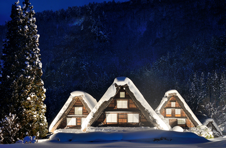 Wondrous World Heritage Site Shirakawa-go Illumination and Hida Takayama Onsen Relax at a 5 STAR ONSEN RYOKAN
[2 days / Departure Date:January 12, 2026]