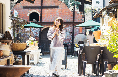 Photogenic Stroll - Tokoname Ware and Sweet Treats