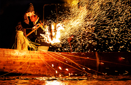 Cormorant Fishing Boat on the Kiso River (Night Ukai Show) One Day Bus Tour with English Staff